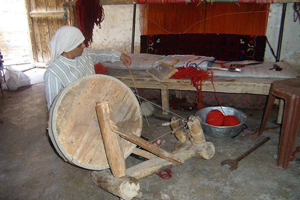 carpet-weaving-in-remote-villages-lebanon-traveler