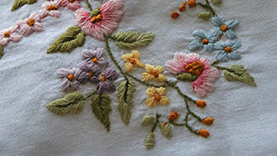 embroidery-artisanat-lebanon-traveler