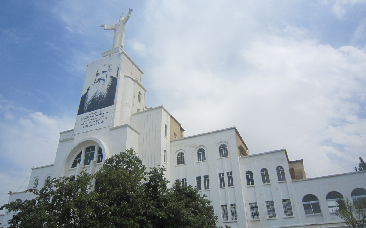 tallest-christian-statues-lebanon-traveler