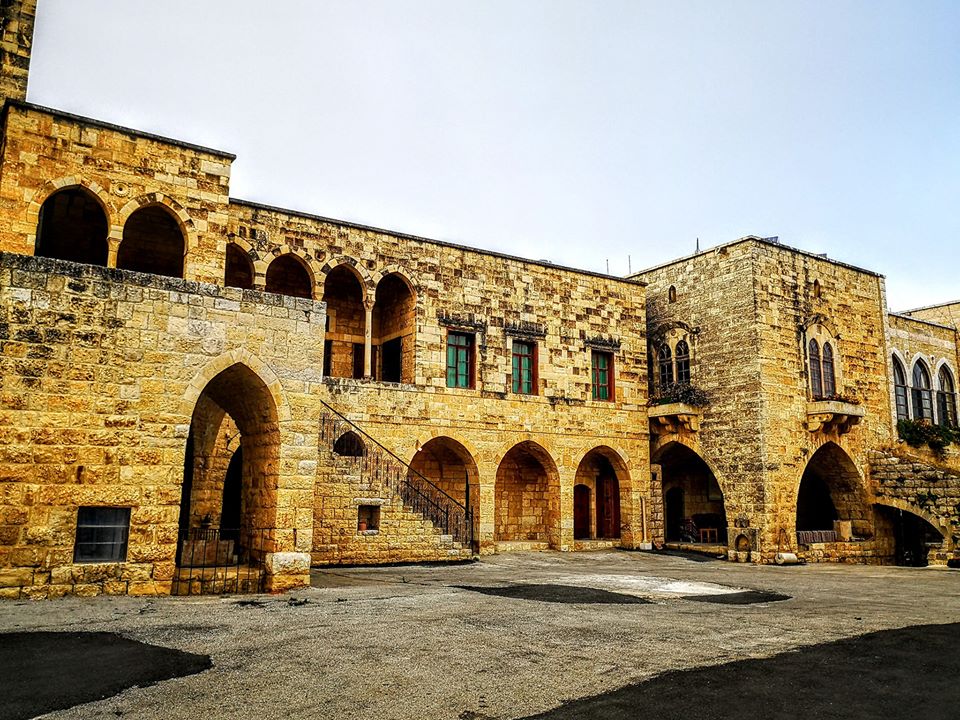 alhamadeh-palace-baakline-lebanon-traveler