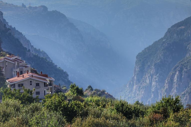 qannoubine-nature-lebanon-traveler