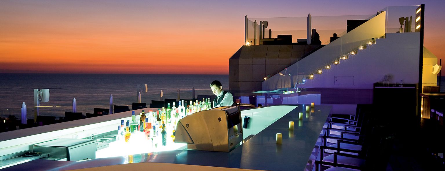 skyline-rooftop-movenpick-lebanon-traveler-tourism