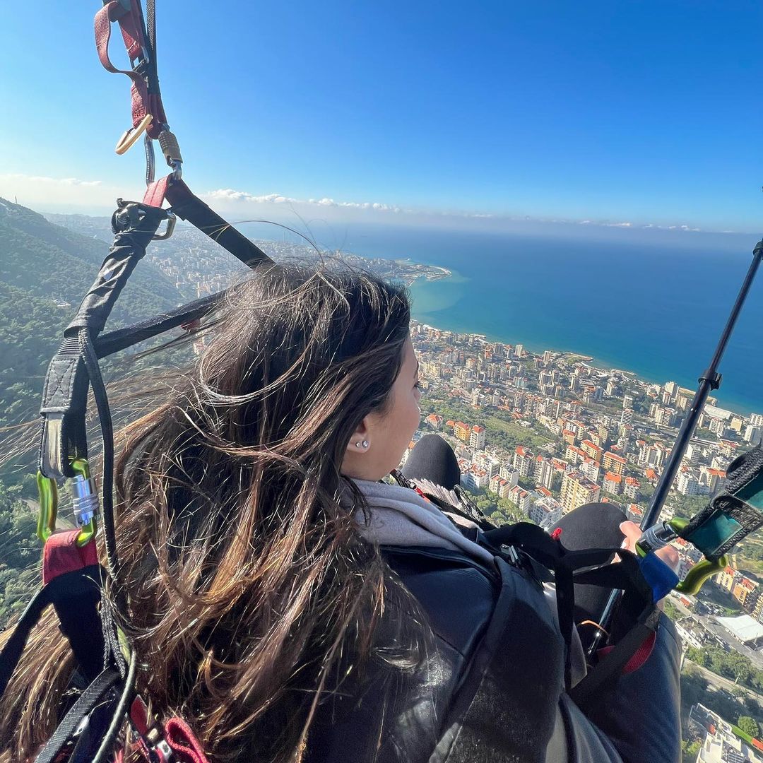 paragliding-lebanon-traveler-tourism